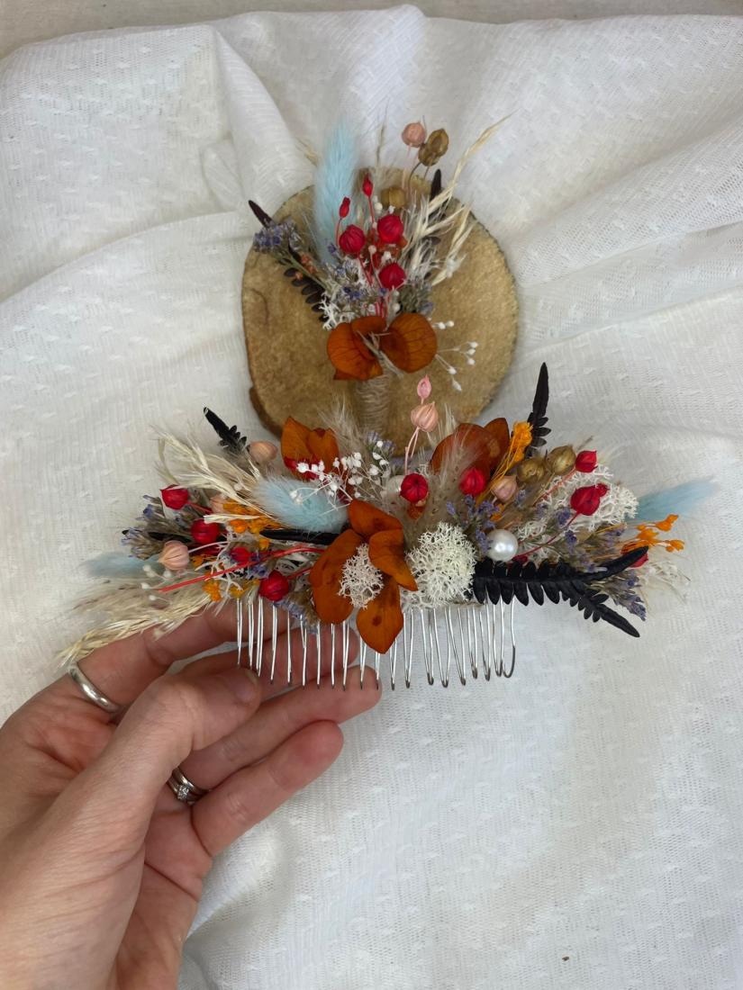 peigne avec boutonniere asorti